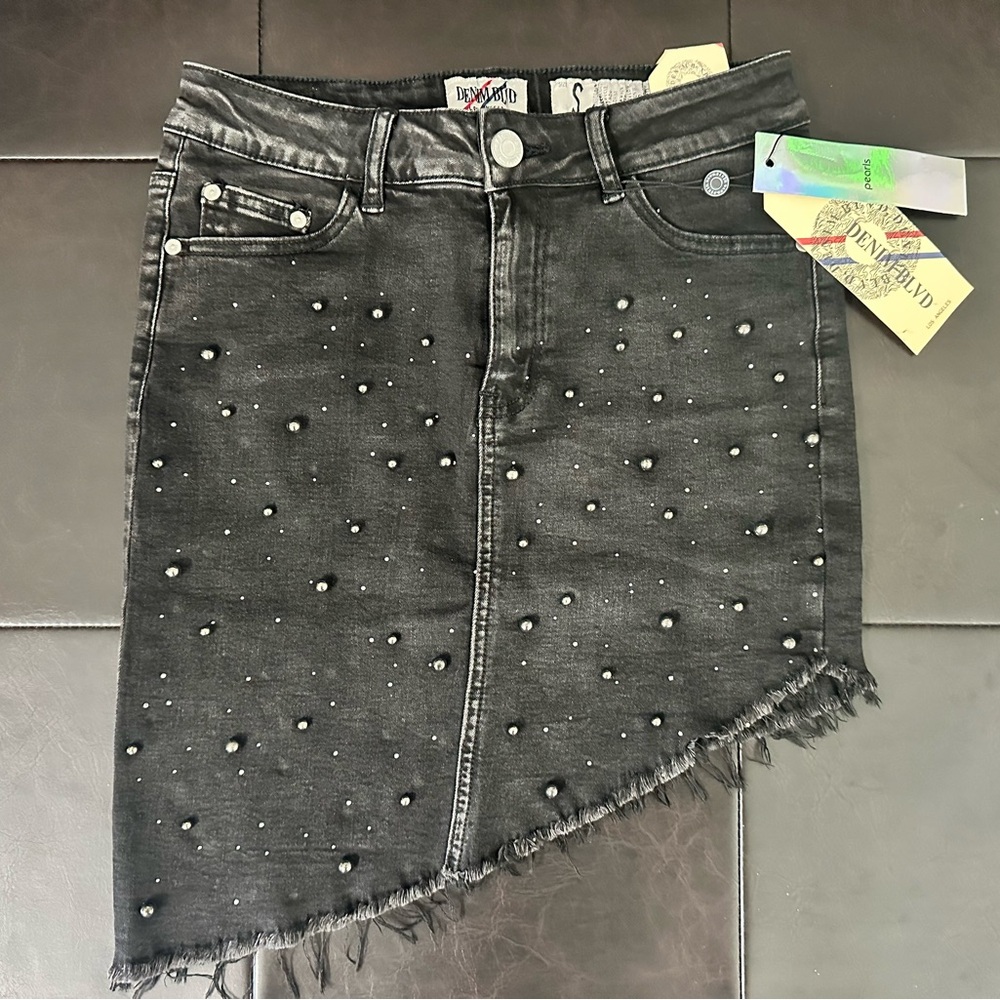Denim&Co faded black Studded Asymmetrical Skirt